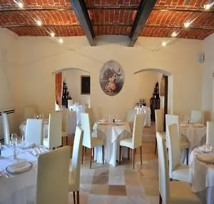 Relais Rocca Civalieri 4*
