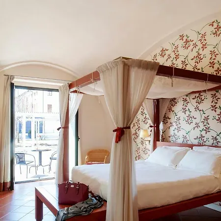 Hotel Relais Rocca Civalieri 4*