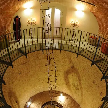 Relais Rocca Civalieri 4*
